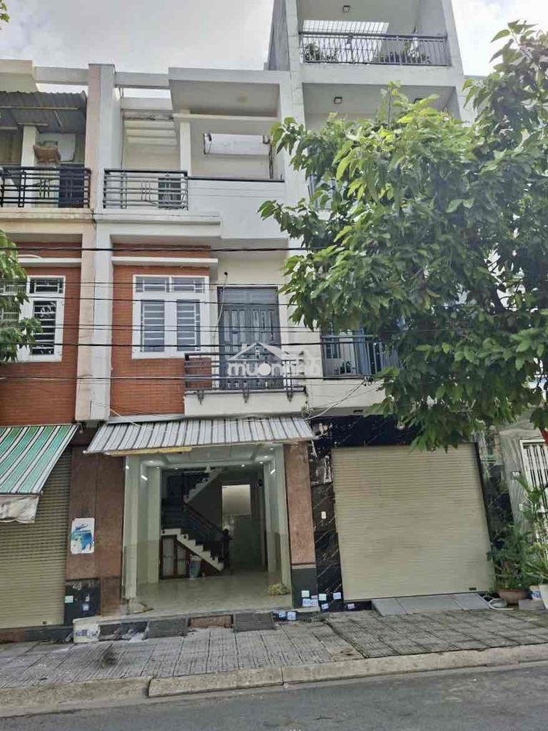 Cho thuê nhà 3 tầng mặt phố kinh doanh buôn bán tấp nập - 4