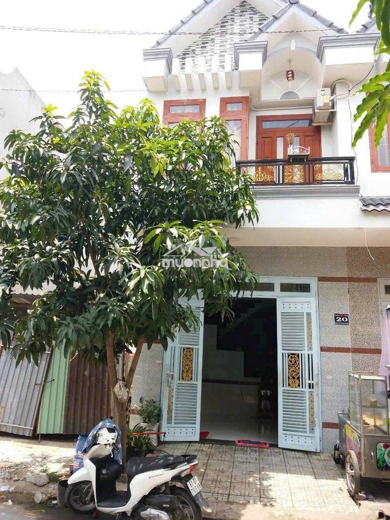 Bán nhà trệt lầu giá rẻ kdc gần vincom 550 dĩ an