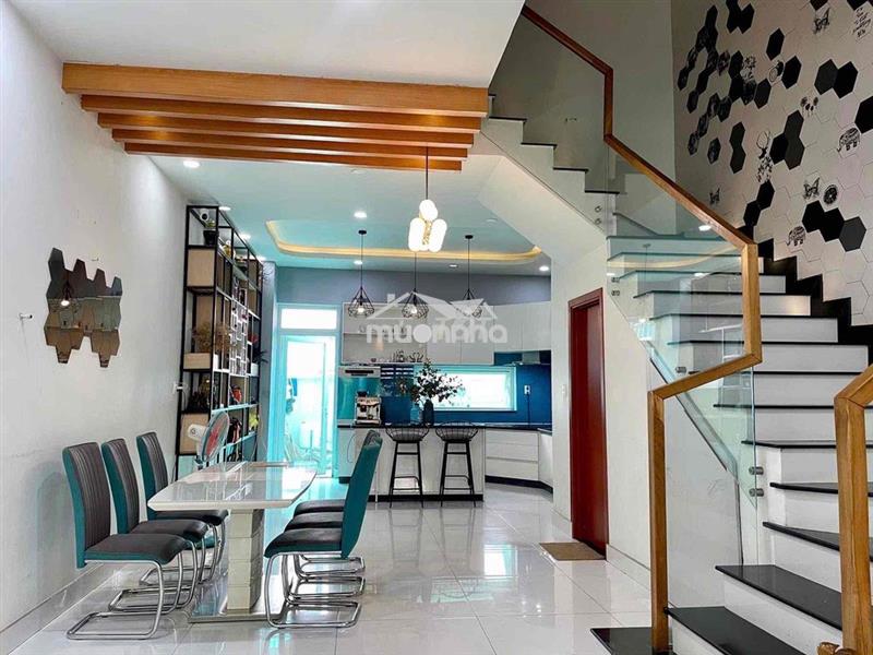 Cho thuê nhà phố rosita full nội thất đẹp an ninh - giáp q2 ndt