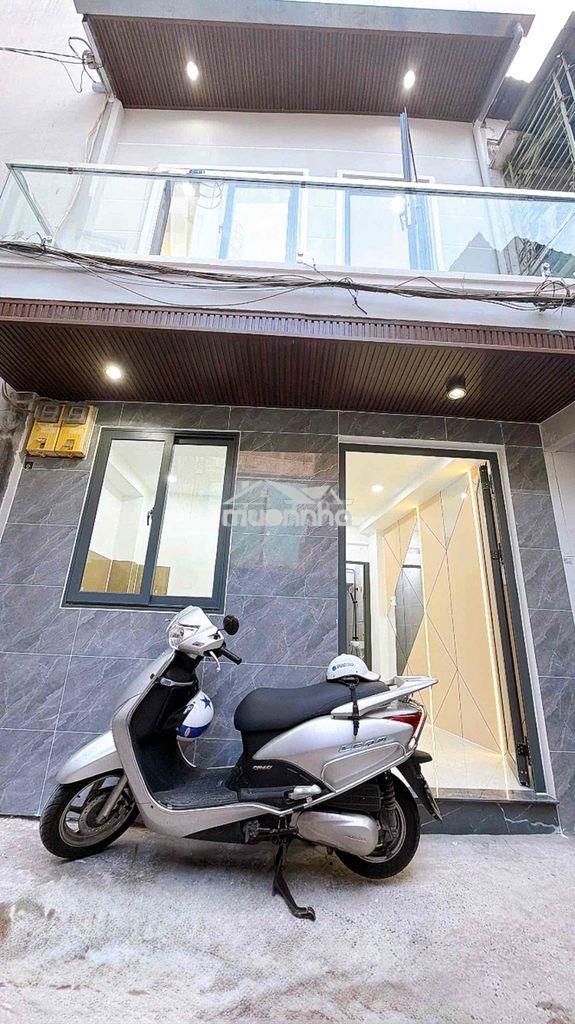 Bán nhà đẹp 2 tầng vào ở ngay. khu yên tĩnh và an ninh. - 2