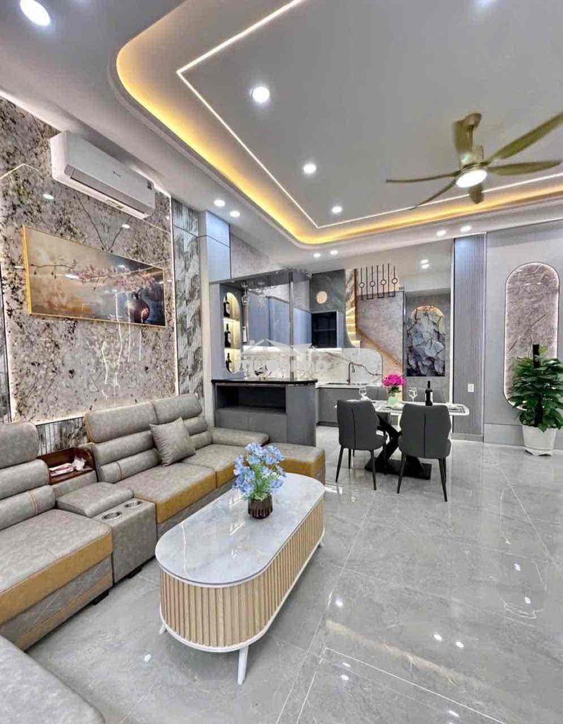 Bán nhà mới giá rẻ hẻm xe hơi 3 tầng ngay vành đai 2 linh đông thủ đức