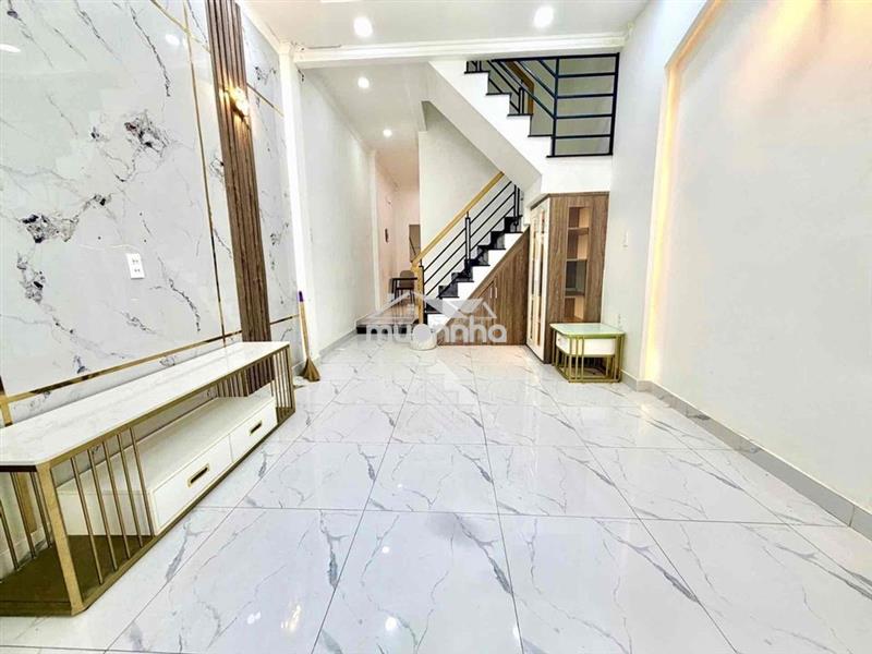 Thích quảng đức 3 tầng(4pn), dt: 55m2, ngay phan xích long, thuê 20tr/