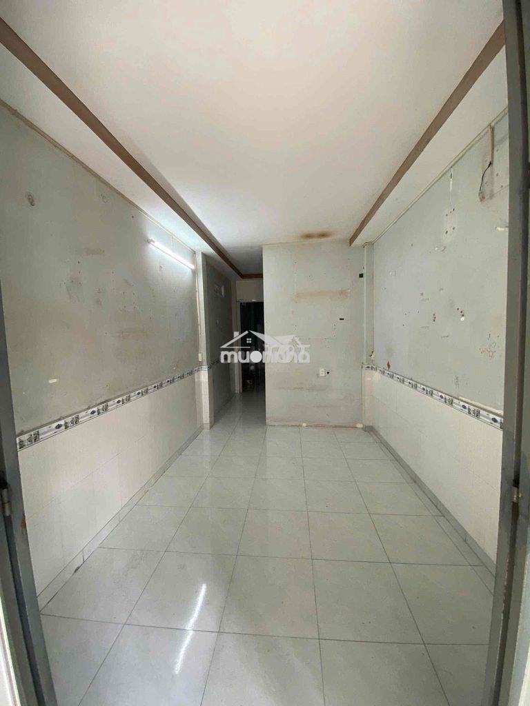 Nhà cho thuê nguyên căn 1 trệt. 1 lầu 2p ngủ .1wc gct 6tr/th - 3