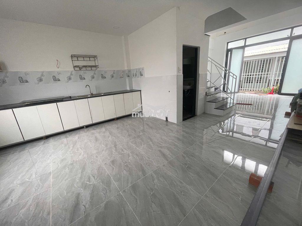 Cho thuê nhà chính chủ khu dân cư hồng long,phường hiệp bình, giá 12tr - 2