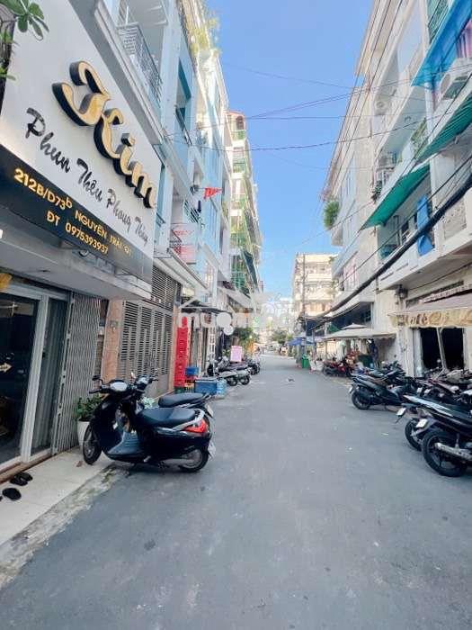 Bán nhà ,đường nguyễn trãi q1, ngang 4m ,53m2 ,giá : 5.4tỷ - 2
