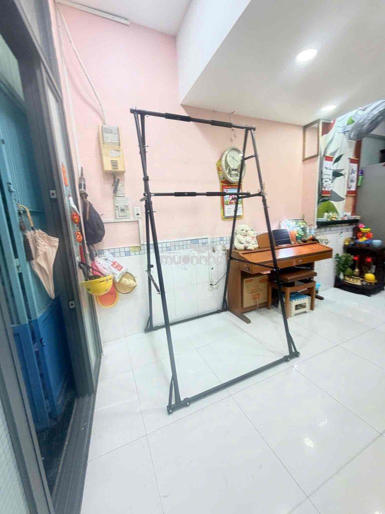 Cho thuê nhà nguyên căn.3pn3wc vường chuối p4, q3 - 4
