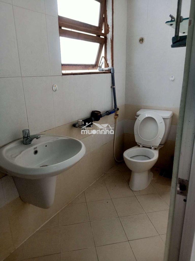 Phòng trọ 15m2 trần văn đang q3 - 4