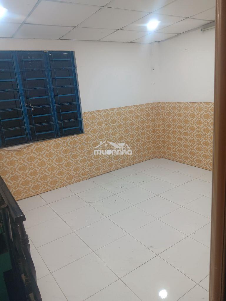 Cho thuê nhà gần ngã tư vườn lài- quốc lộ 1a - 3