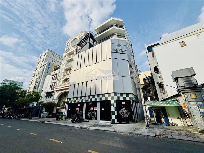 🏢 Nhà góc hai mặt tiền đắc địa quận 1 - hầm trệt lửng 5 lầu