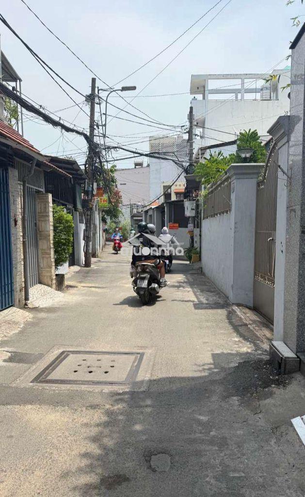 Lê đức thọ, nguyễn oanh, 5m x 11m, 2 tàng , 2 phòng ngủ, giá 3 tỷ 85