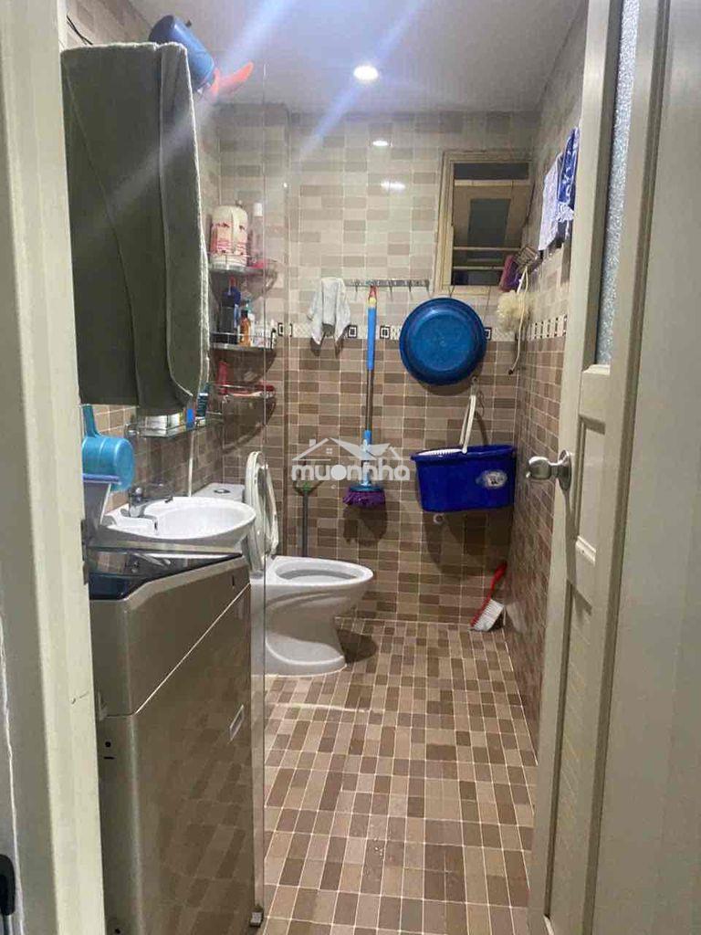 Chung cư có thang máy sổ hồng riêng lâu dài.  2 pn - 3
