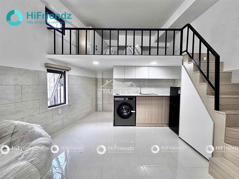 Duplex mới xây ngay ngã tư hàng xanh 4 người 4 xe giá siu hời