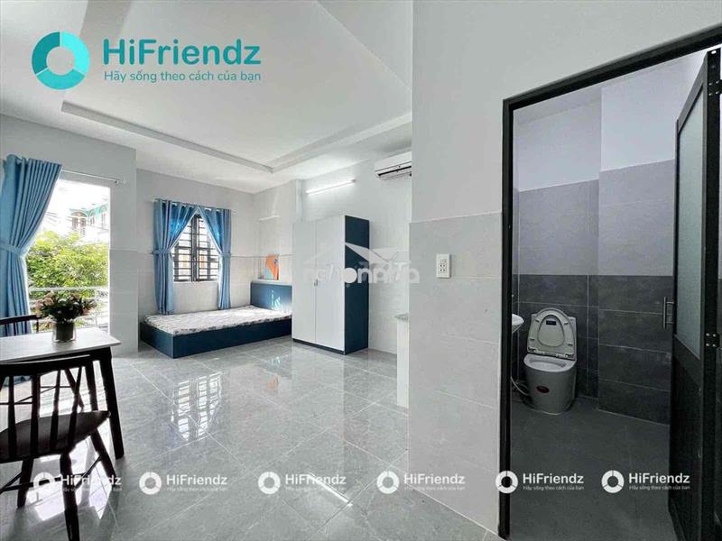 Căn hộ ban công mới xây full nội thất