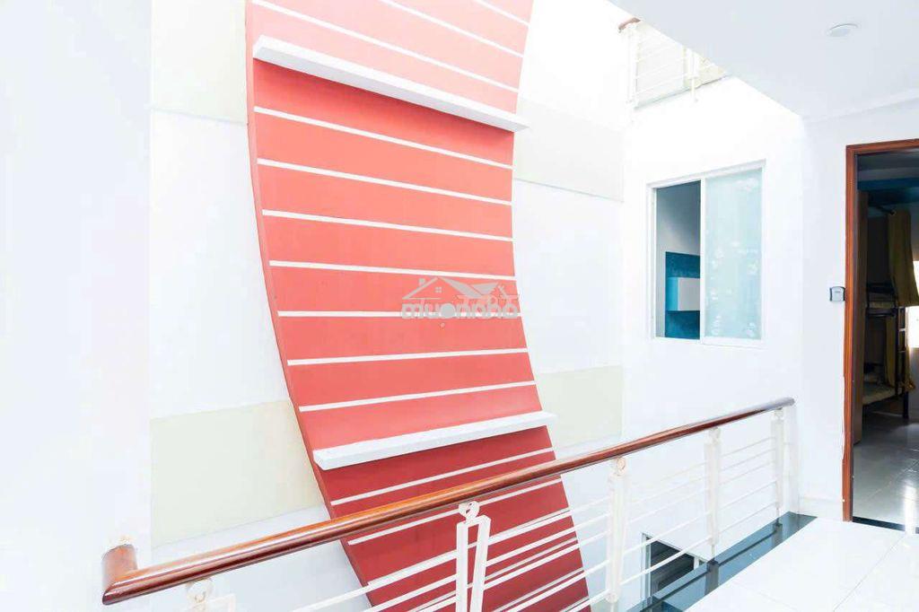 Văn phòng full nội thất quận 7 200m2 - 3
