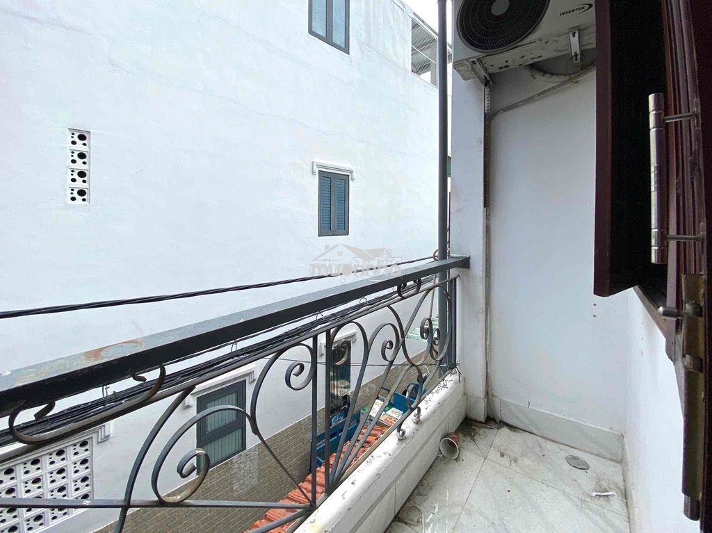 Studio 3,7 triệu có ban công đi bộ qua văn lang - 4