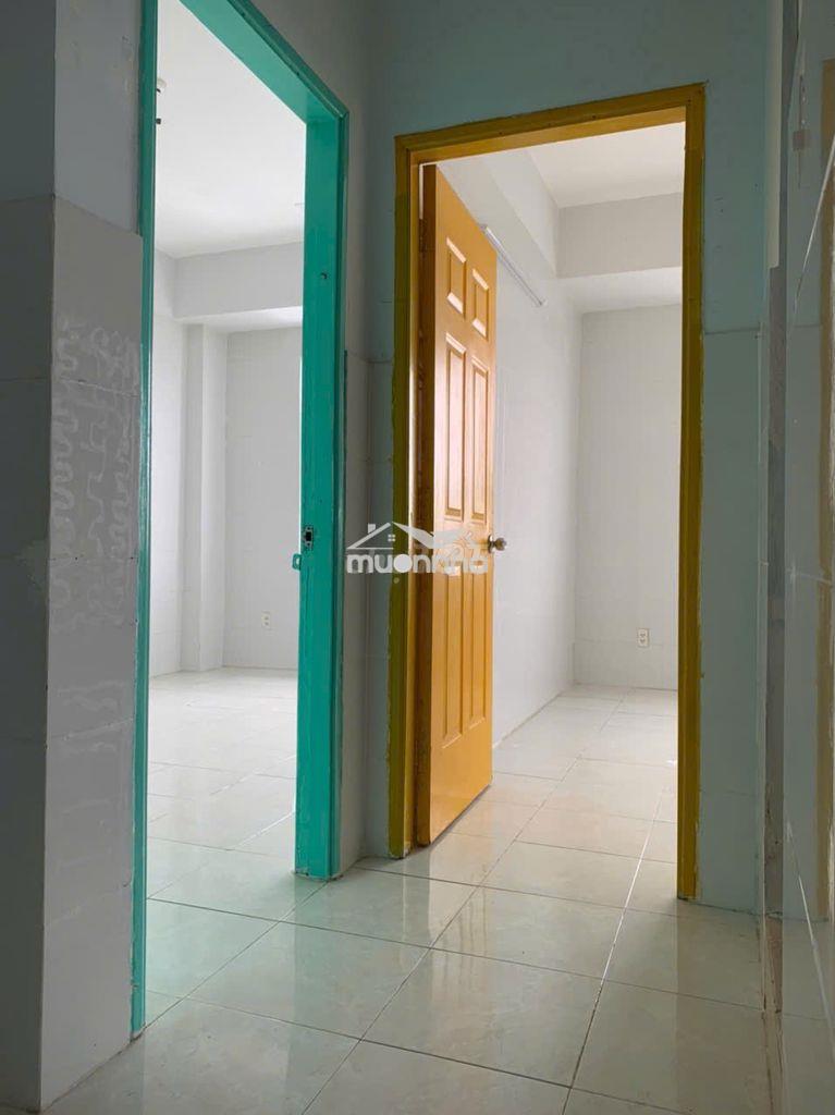 Bán căn hộ bàu cát 2 tân bình - lầu 2, 2pn 1wc  giá 2,4 tỷ vnđ - 2