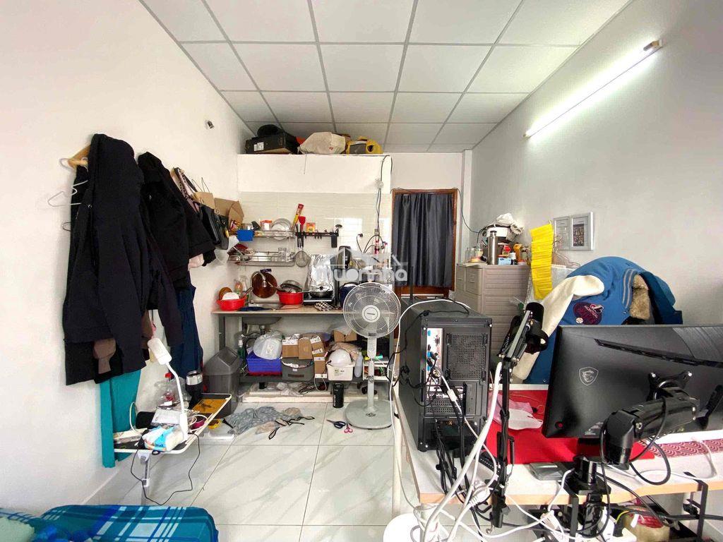 Studio 3,7 triệu có ban công đi bộ qua văn lang - 2