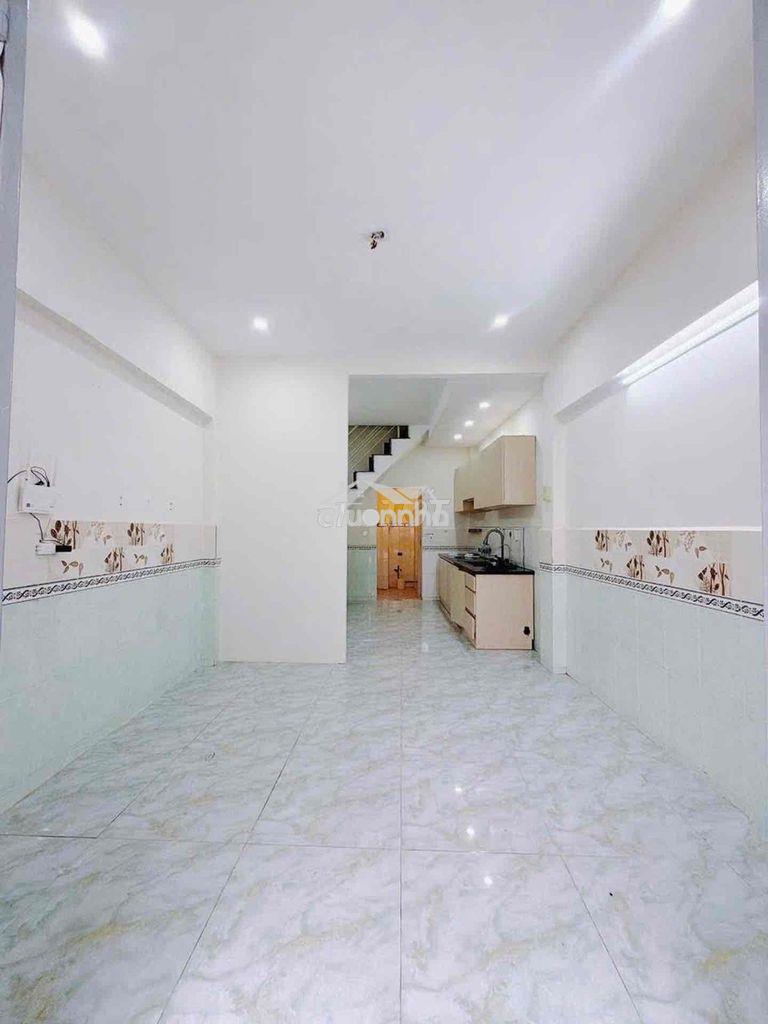 Hàng hiếm quận 4 – nhà đẹp gần q1 – 3.699 tỷ không có căn thứ 2