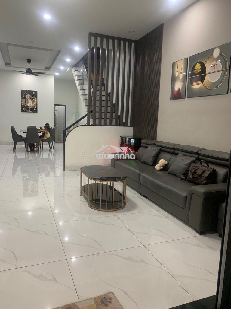 Hiếm.bán nhà 2 tầng mt nguyễn công hoan.p đông hòa.vị trí cực vip - 3