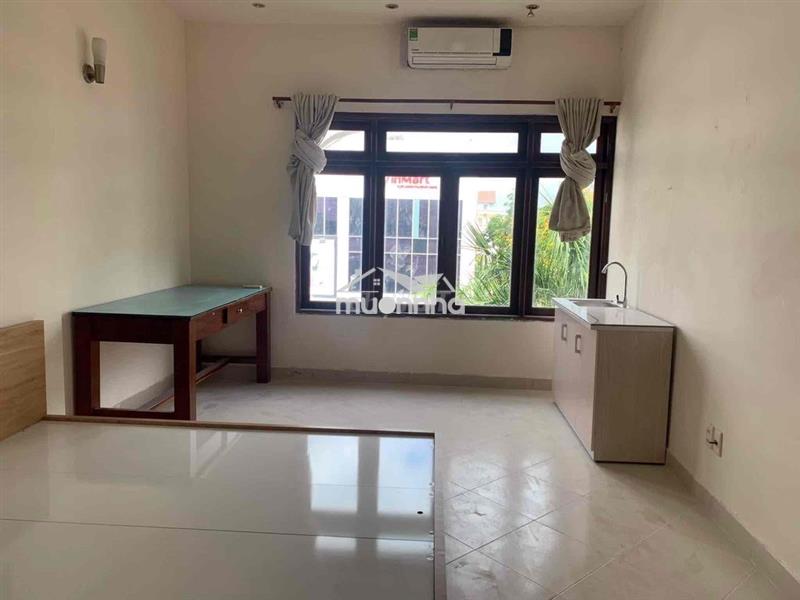 Phòng cửa sổ giá 3,8tr đường trần trọng cung gần kcx tân thuận q7