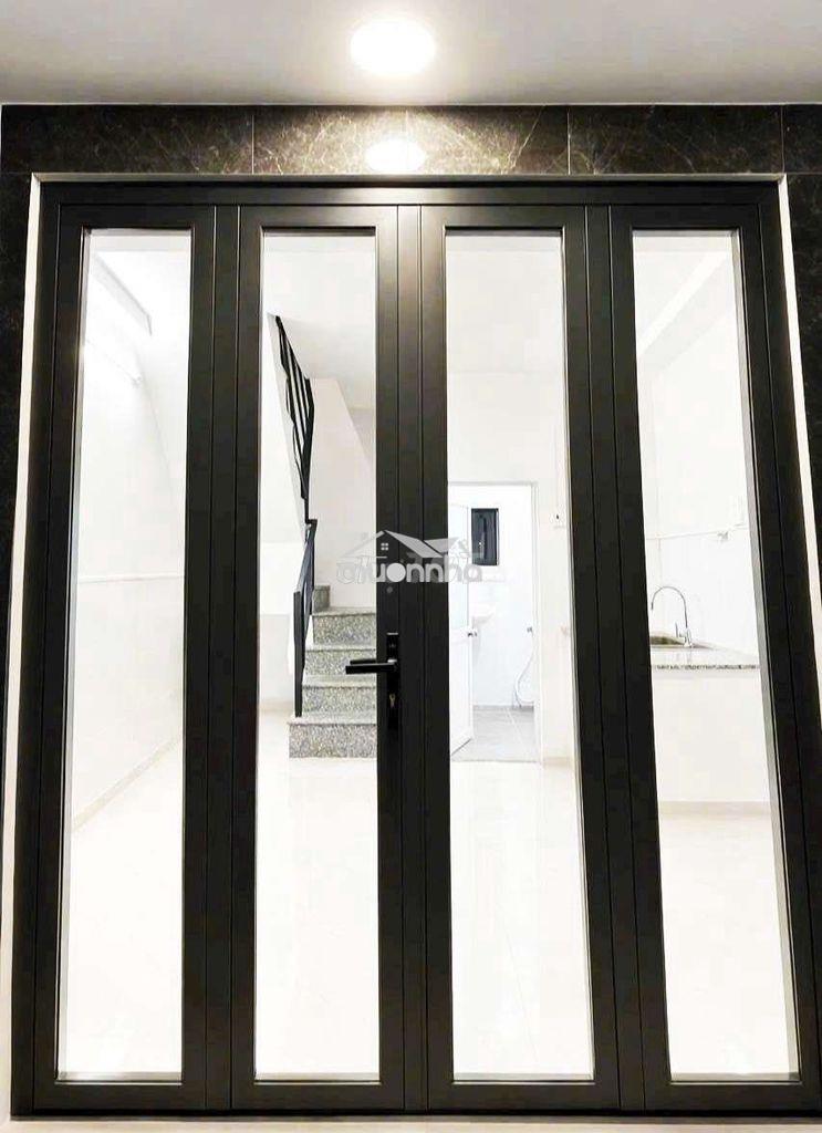 Nhà 3,5x4m 2 lầu ngay ngã tư lạc long quân âu cơ - 3