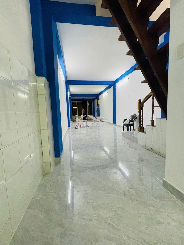 Nhà nguyên căn trần hưng đạo quận 1 - hẻm xe hơi - khu dân - 4