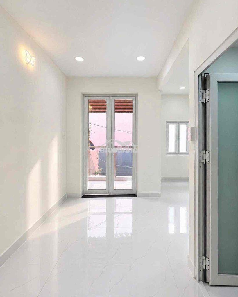 Nhà hiếm nguyễn lâm -  3 phòng ngủ - gần phan xích long phú nhuận. - 4