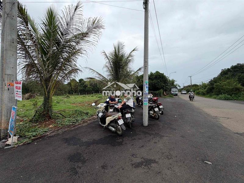 Đất 2 mặt tiền nhựa bình lộc cần bán