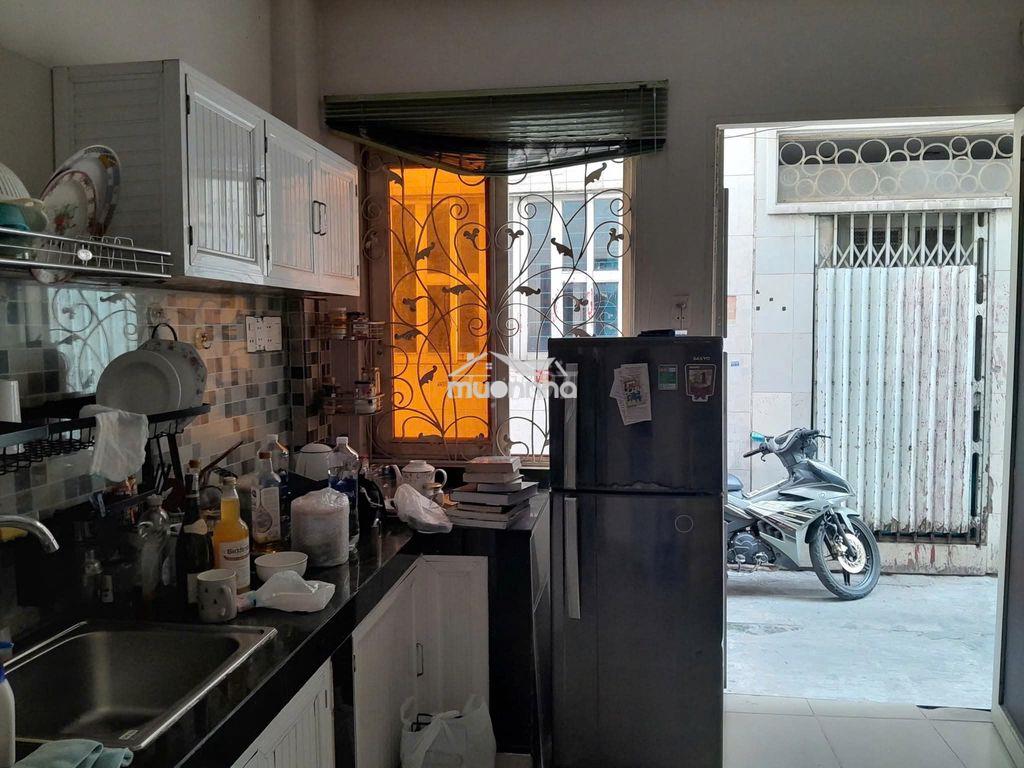 Cho thuê nhà 2 phòng ngủ hẻm 392/16 đường cao thắng,  p.12 quận 10  - 2