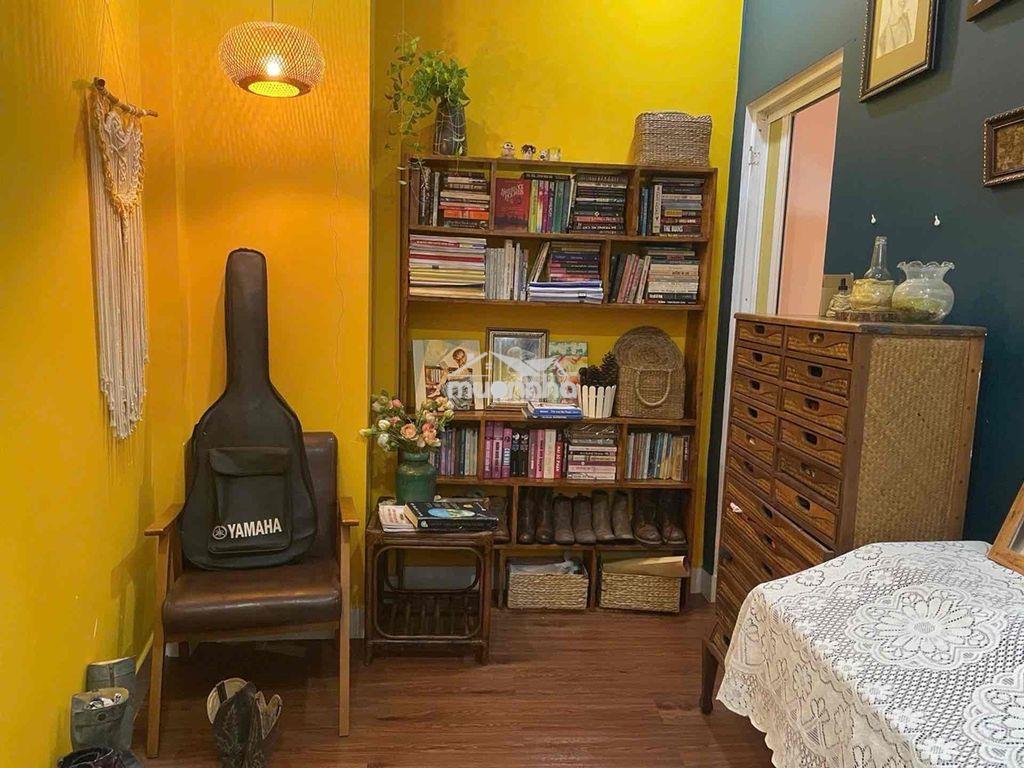 Nhà nhỏ đủ công năng - sát mặt tiền trần thị hè - 23m² - 2 tầng - 2