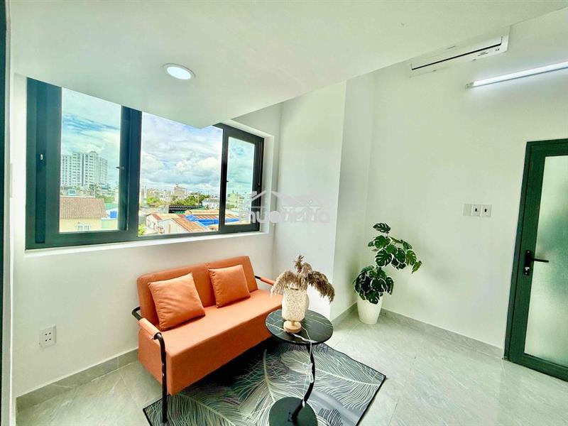 Phòng nội thất đầy đủ, mới 100%, thuận tiện đi lại .
