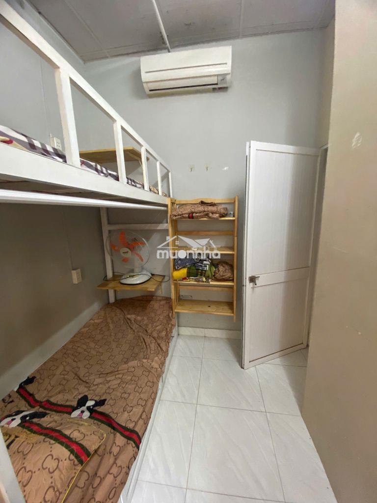 Phòng trọ ngã tư hàng xanh máy lạnh full nội thất - 4 giường tầng. - 2