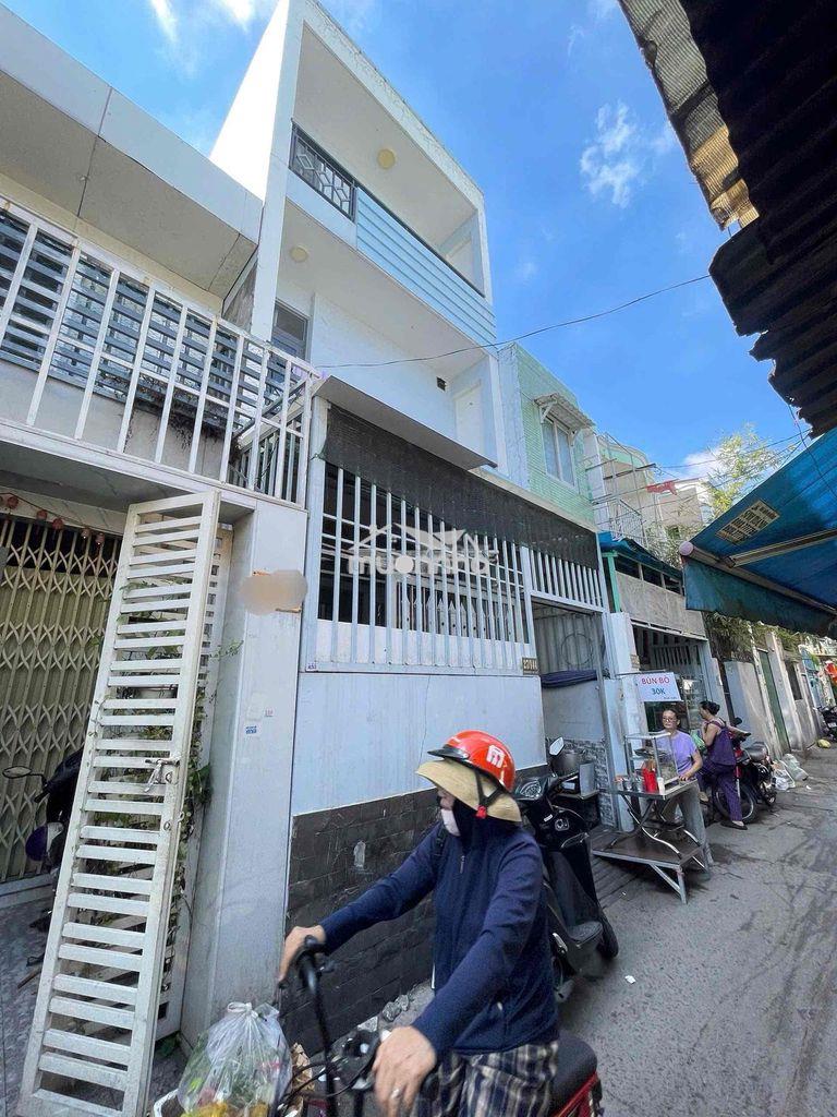 Cho thuê căn nhà nguyên căn - 2 tầng - 3pn - dt 3x17 btct kiên cố - 2