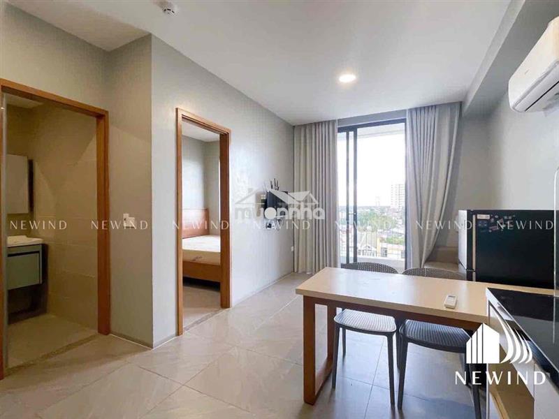 Căn hộ 1 phòng ngủ ban công ngay cư xá đô thành, quận 3 sát quận 10