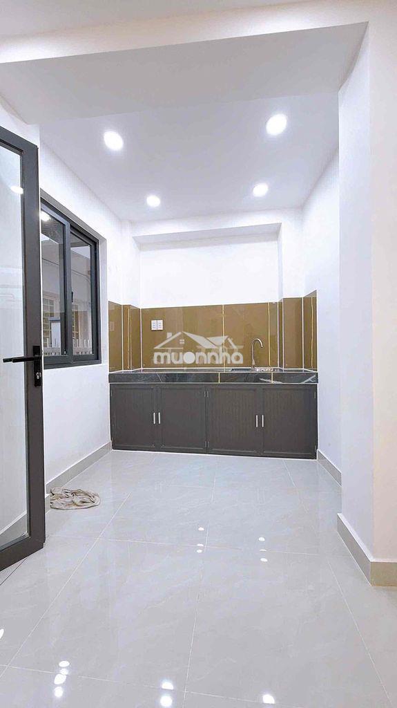 Bán nhà đẹp 2 tầng vào ở ngay. khu yên tĩnh và an ninh. - 4