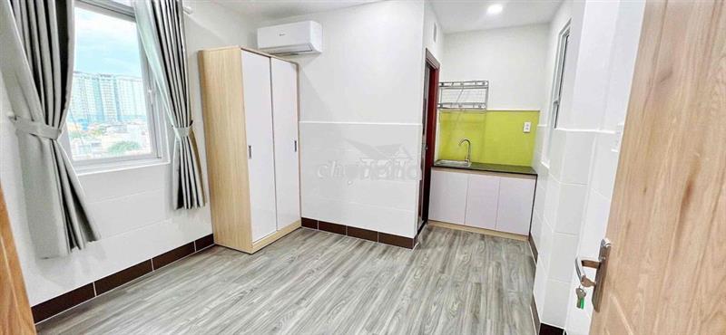 Cho thuê studio sẵn nội thất - cửa sổ thoáng mát ngay đầm sen