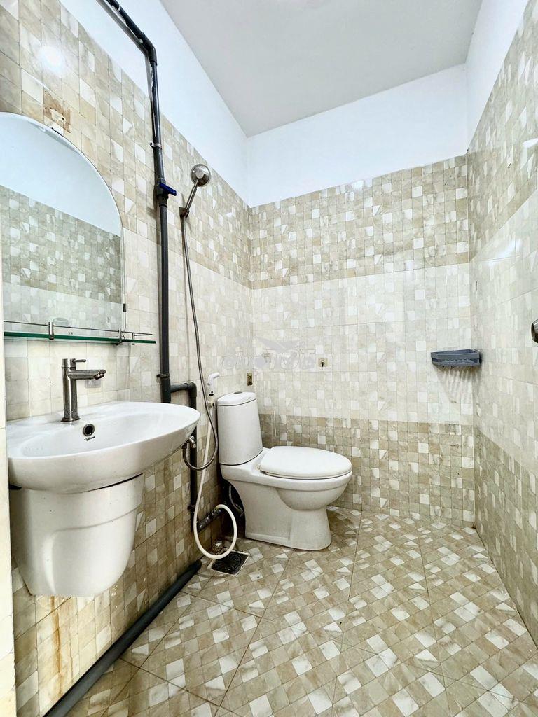 Studio bancon đủ nt 3.5tr/tháng. hẻm 205 phạm văn chiêu q. gò vấp - 4