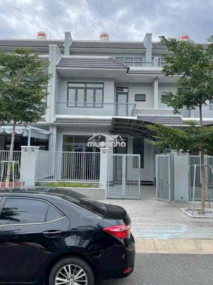 Cho thuê nhà khu thương mại dịch vụ phú mỹ full nội thất đầy đủ