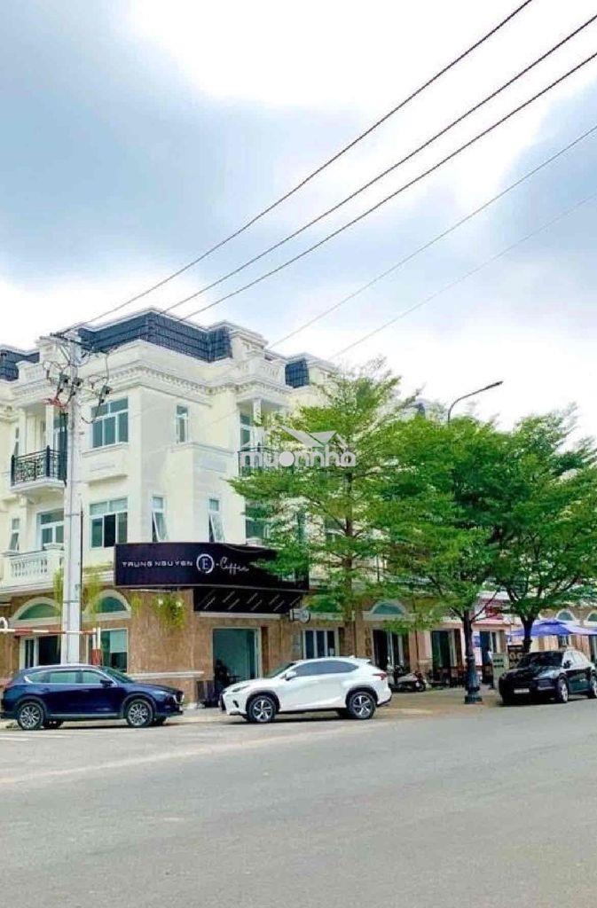 Siêu phẩm nhà 3 tầng 64m2 khu icon central dĩ an
