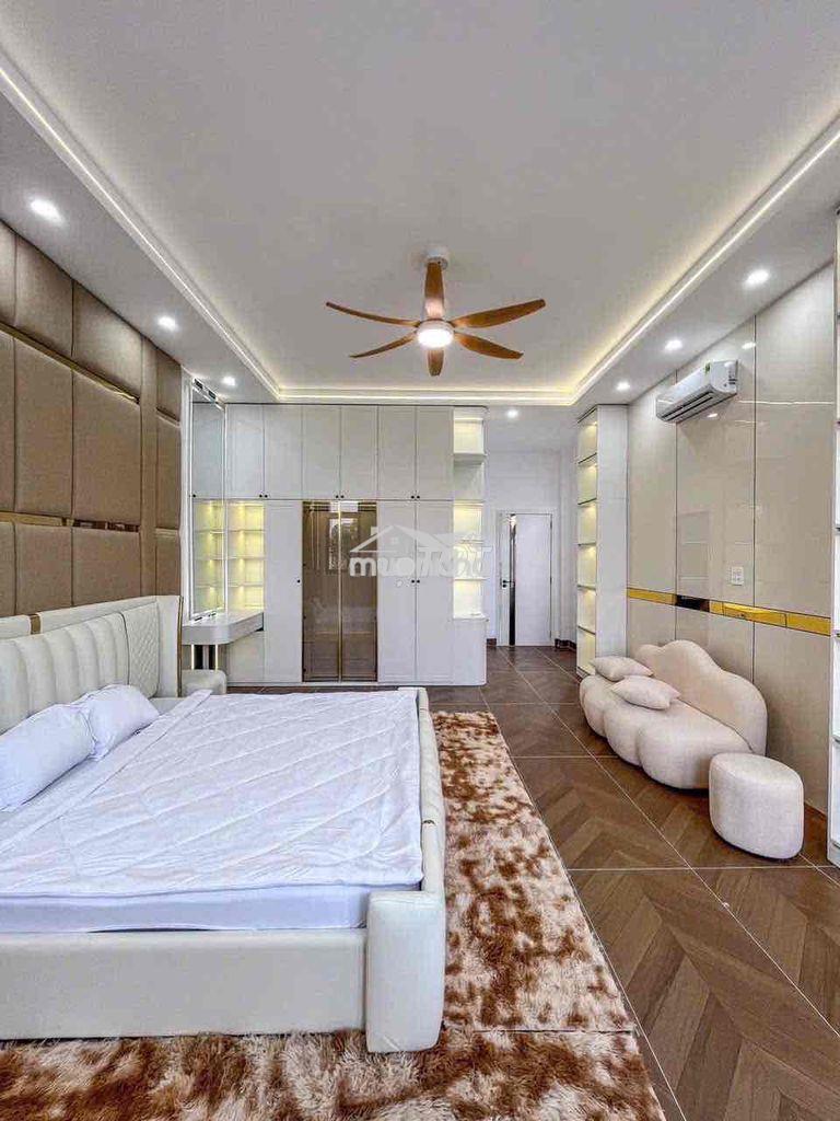 Nhà 2 lầu ở trung tâm bến cát bình dương - 4