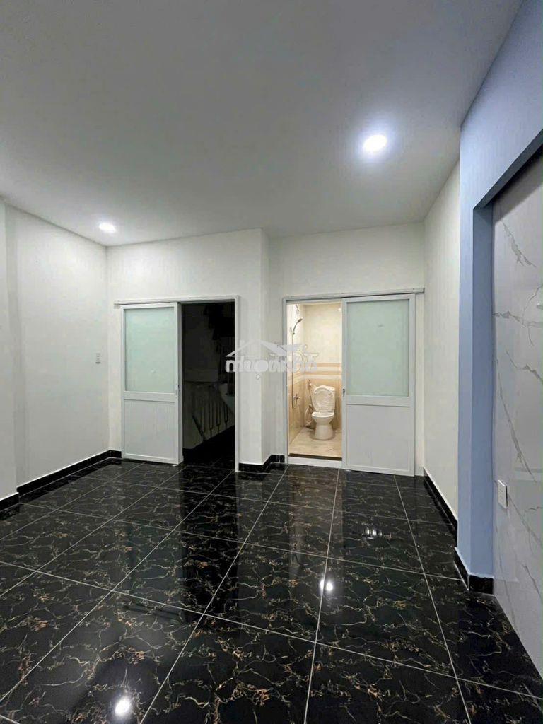 Cần nữ ở ghép phòng đầy đủ tiện nghi - 2