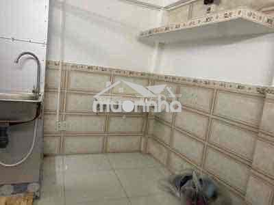 Cho thuê phòng trọ có máy lạnh, tủ lạnh, toilet riêng…