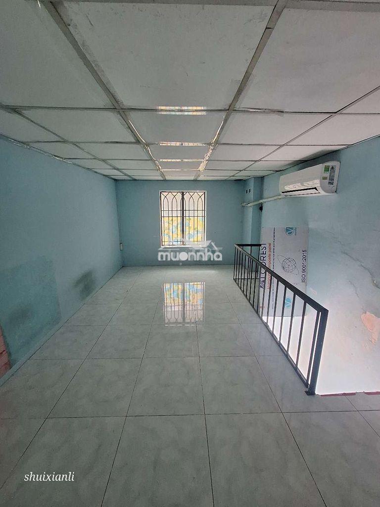 Căn 2tr5  1 lầu có sẵn máy lạnh - 2