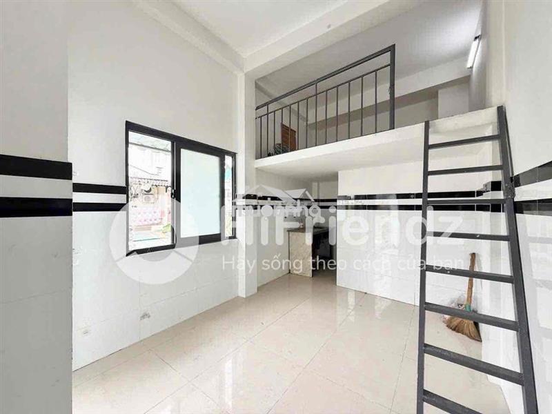 Trọ cửa sổ ban công cực thoáng mát có máy lạnh mới xây kế khu tên lửa