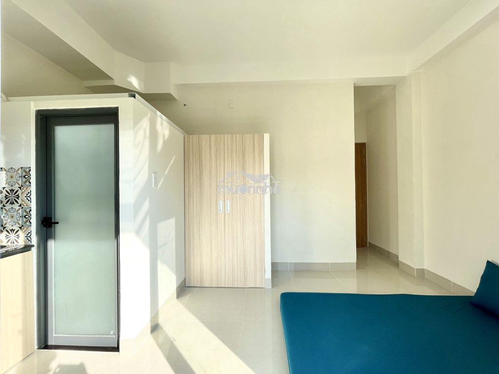 Phòng thoáng mát ngay cmt8 gần cv lê thị riêng - 4