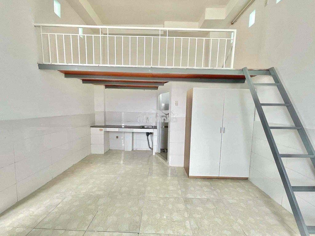 Duplex gác cao thang máy - điện 3k5 - gần đại học hufi - 3