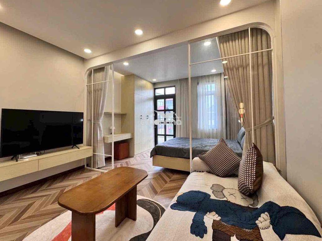 🎃🎃Đối diện đh kinh tế - gần cầu vượt 3/2 - thang máy - 4
