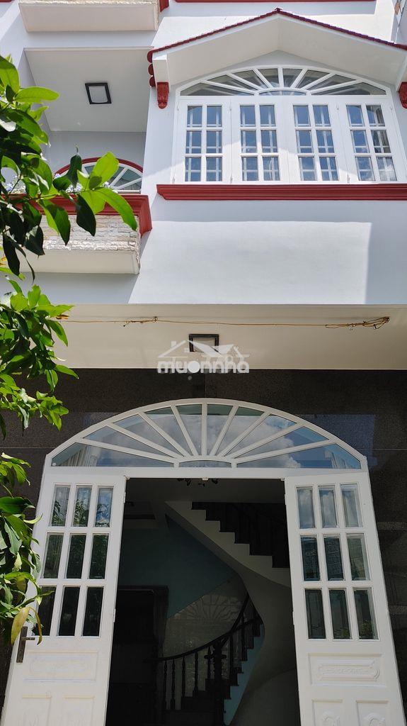 Cho thuê nhà nguyên căn 1 trệt 1 lầu 100m2 gần cảng cát lái