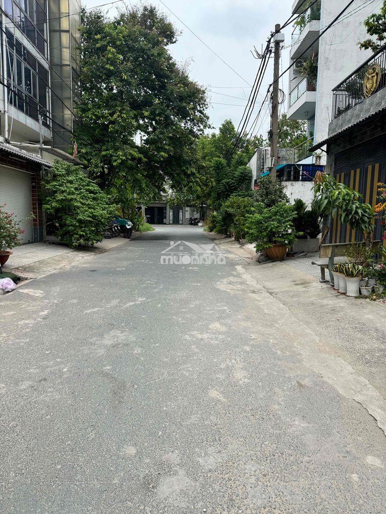 Bán nhà 3,5 tấm đang ở và cho thuê chdv đường thông 10m kdc yên tĩnh - 2