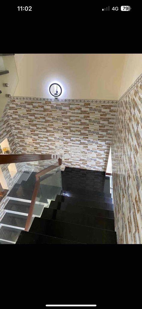 Cho thuê nhà 1 sẹc đúc lững 3 lầu - 4